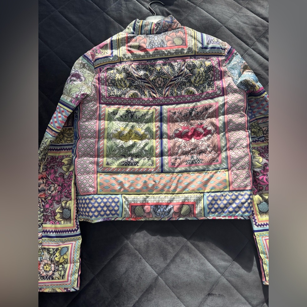 Jacket - Picture 4 of 4